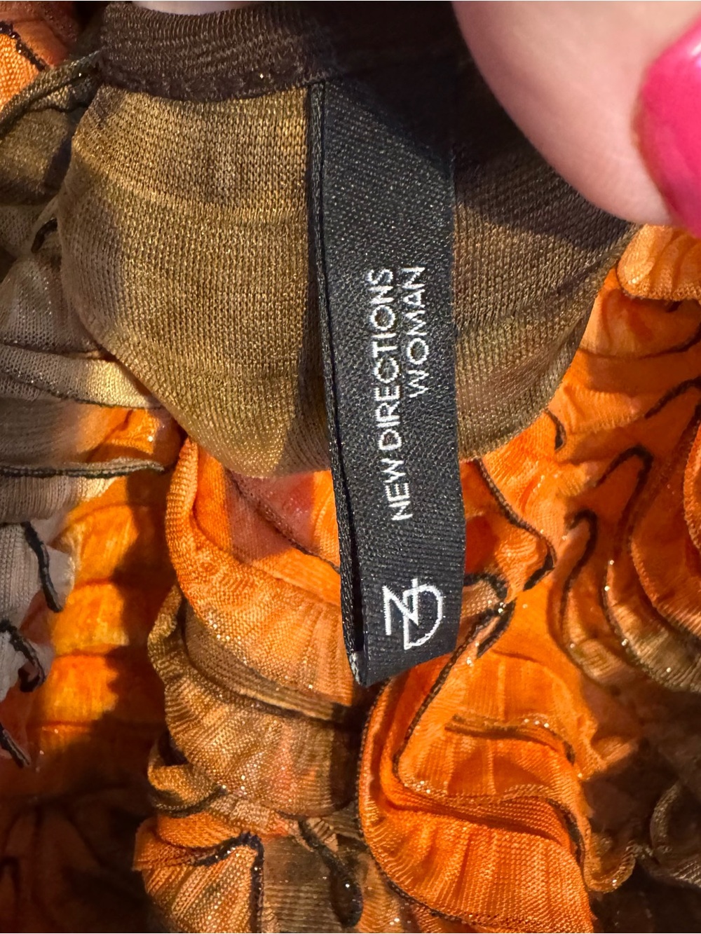 FALL COLORS!! From New Directions Scalloped Layers Top PLUS: 1X #I - Picture 9 of 9